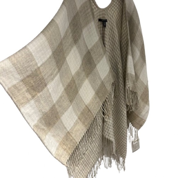 NWOT Love & Lore Beige/Cream Plaid Wool Blend Poncho/Shawl Cape - Picture 2 of 5